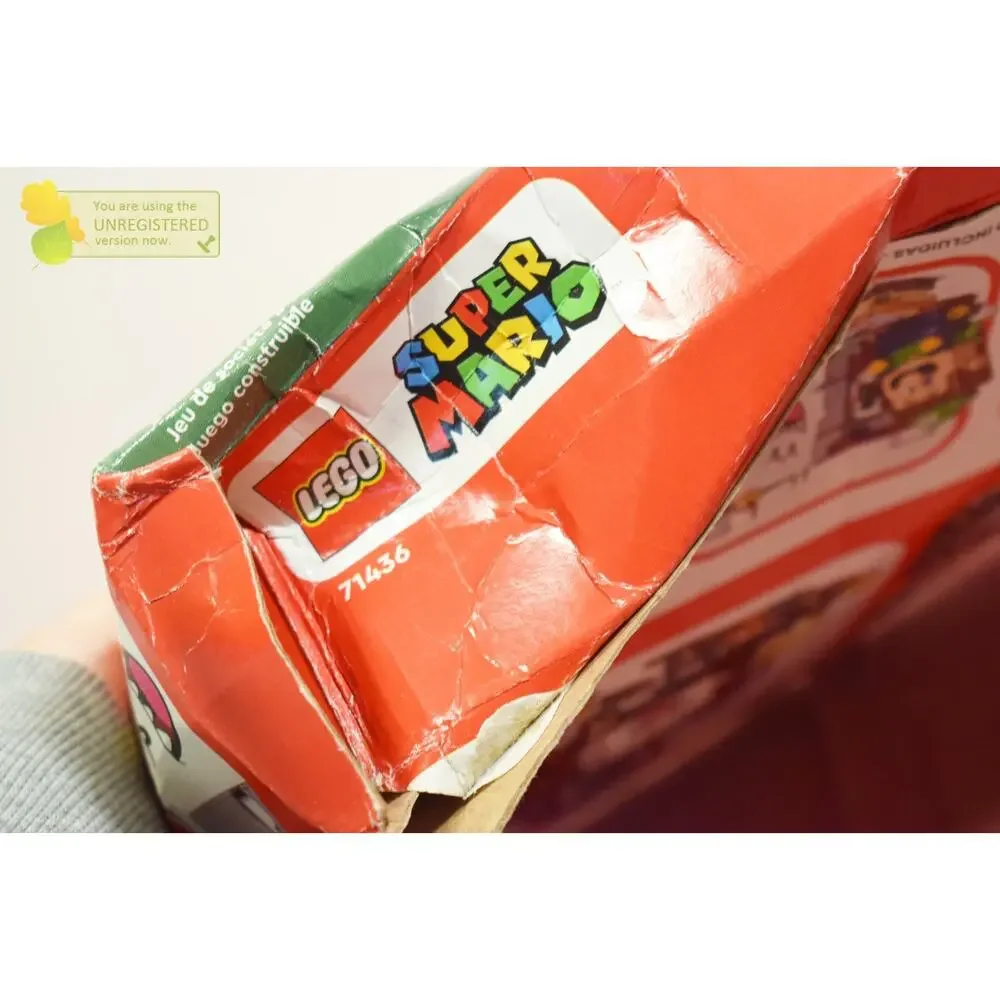 LEGO Super Mario King Boo's Haunted Mansion Set 71436 - Picture 13 of 16